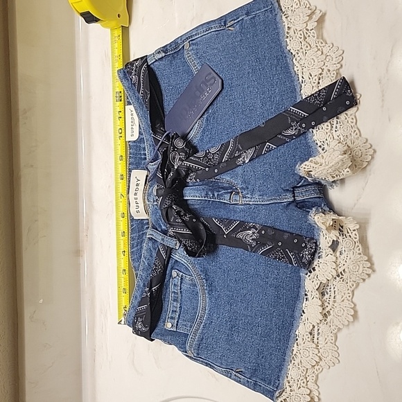 NWT Superdry blue jean and Lace Shorts size 27 - Picture 4 of 13